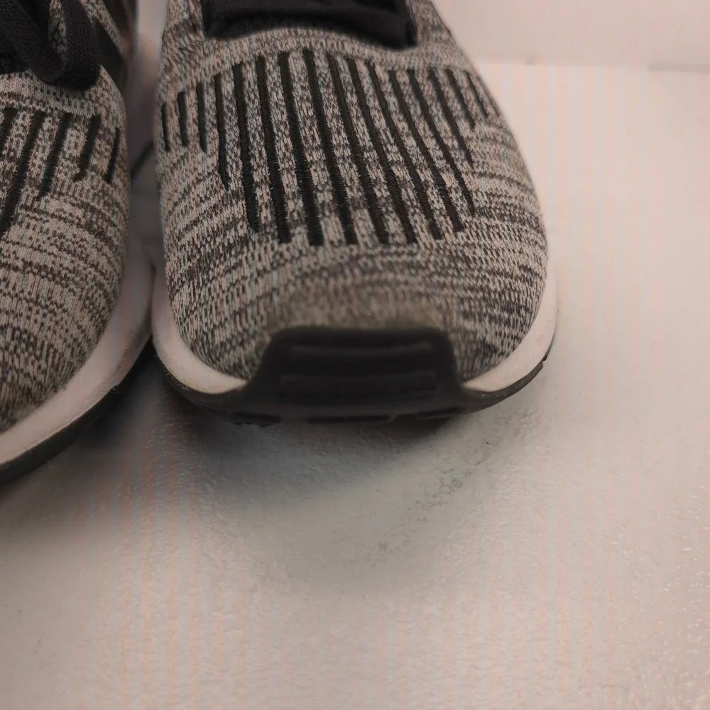adidas swift run